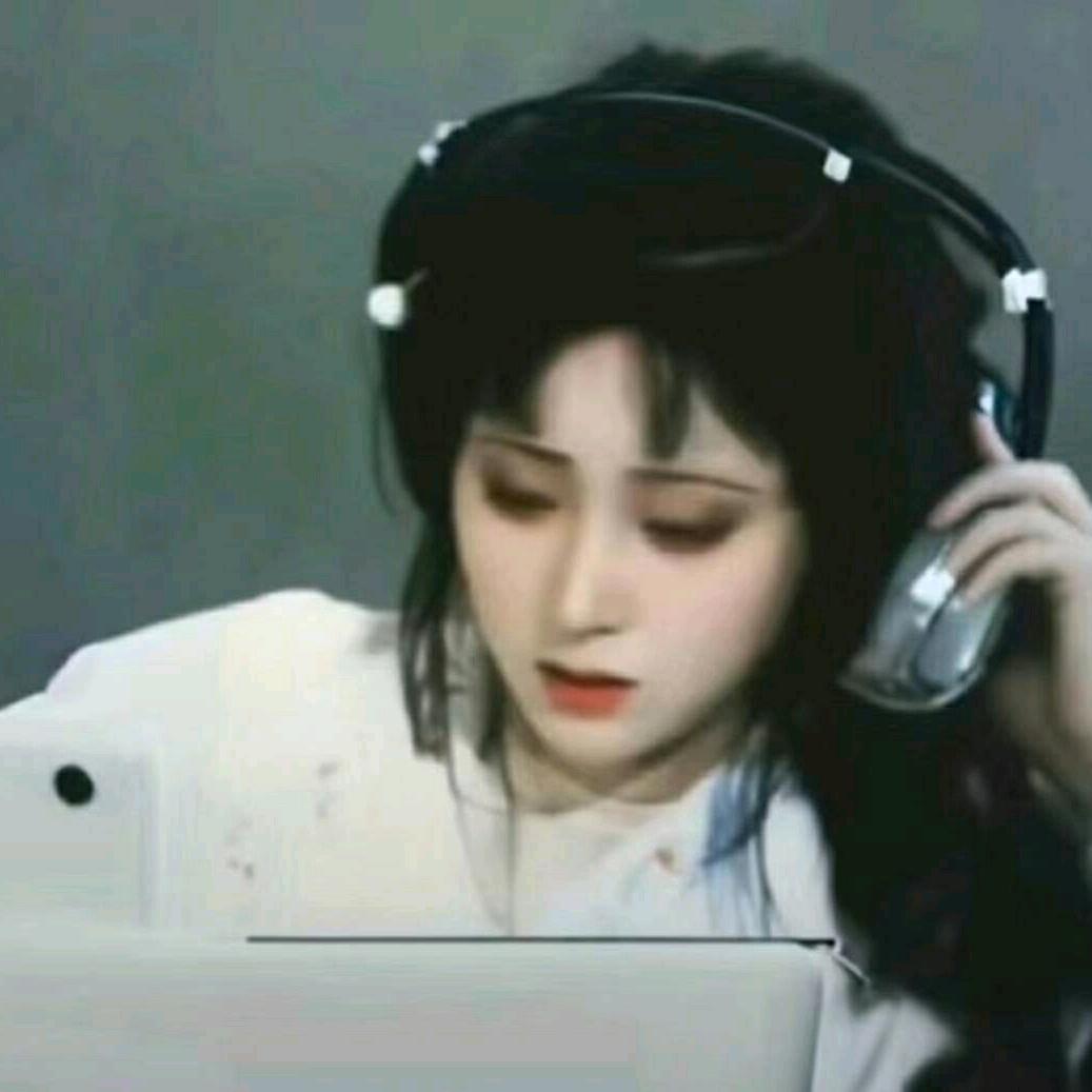༺叶秋雨༻