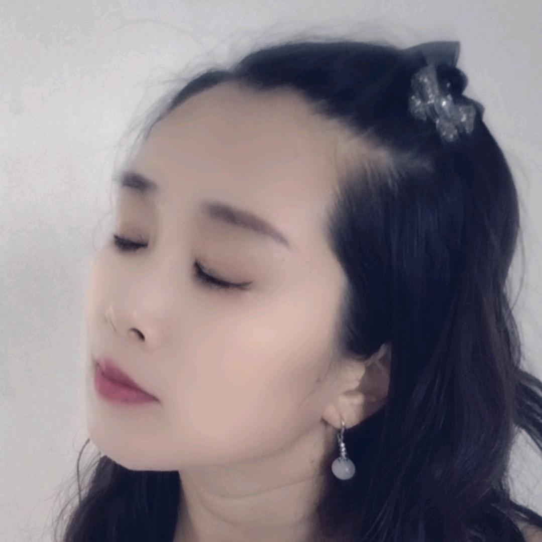 小霞
