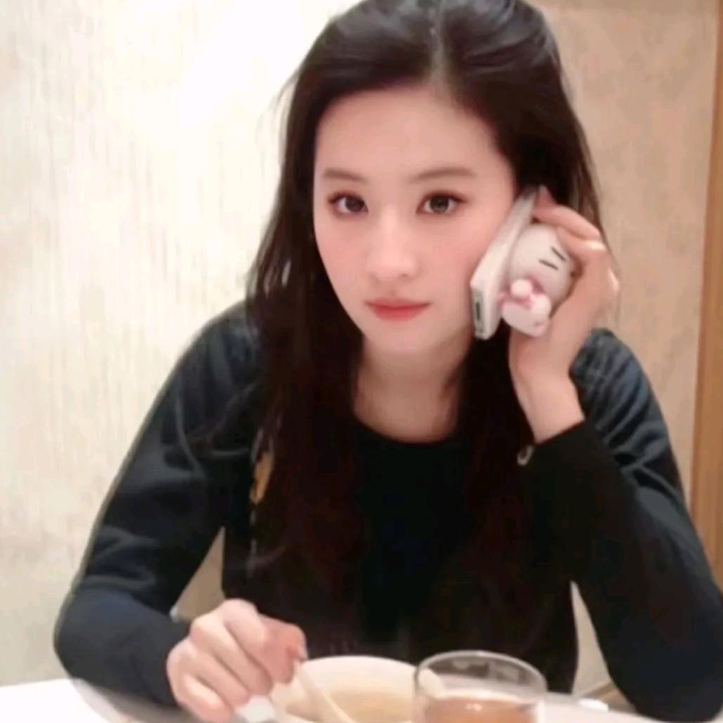 菠萝小姐