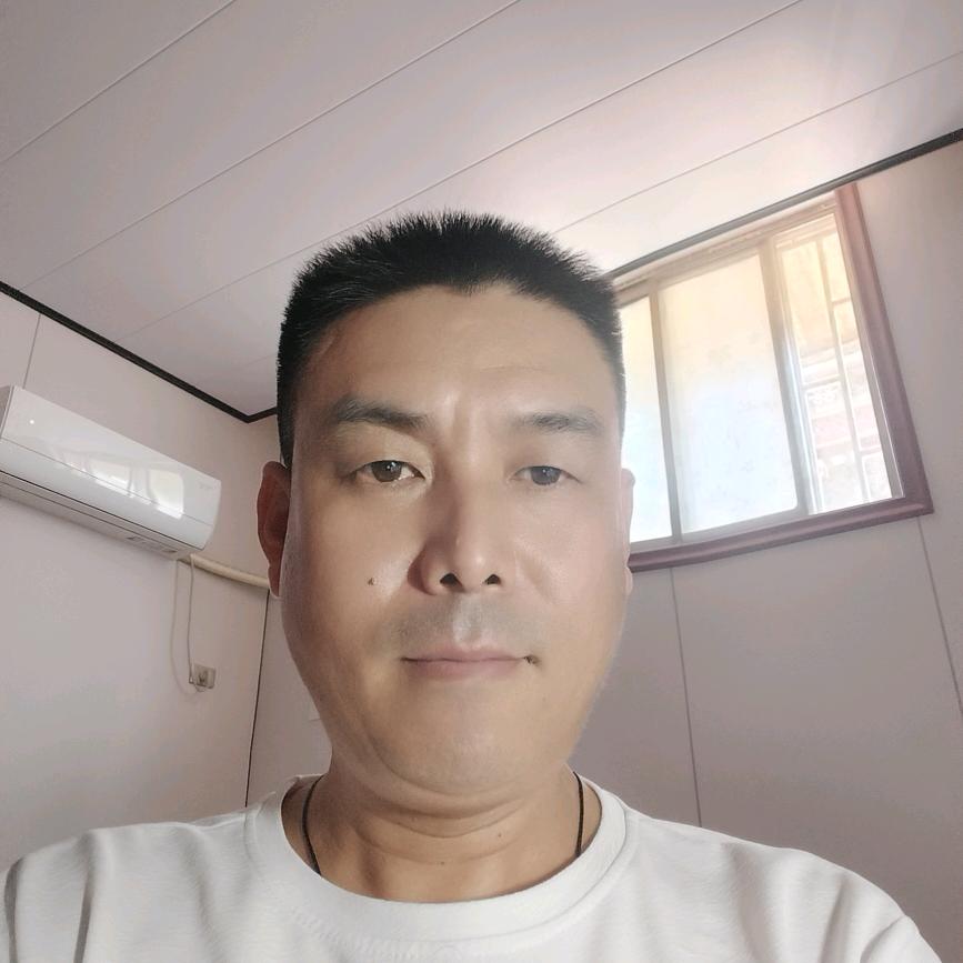 龙龙爸，不定时开播。