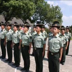 坦然自若，无欲无求