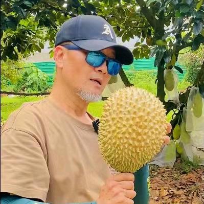 方平大叔很贪吃