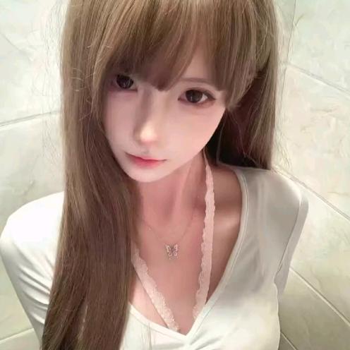 歪歪是小人机_bella