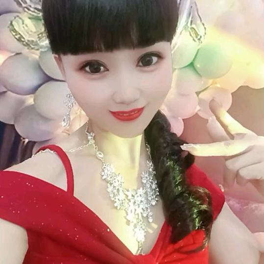 戏曲霜儿