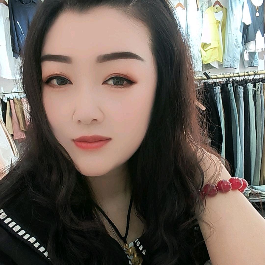 “衣衣布舍“冰颜
