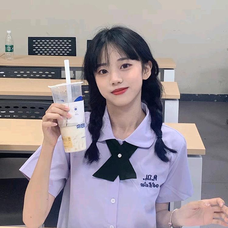 李萤