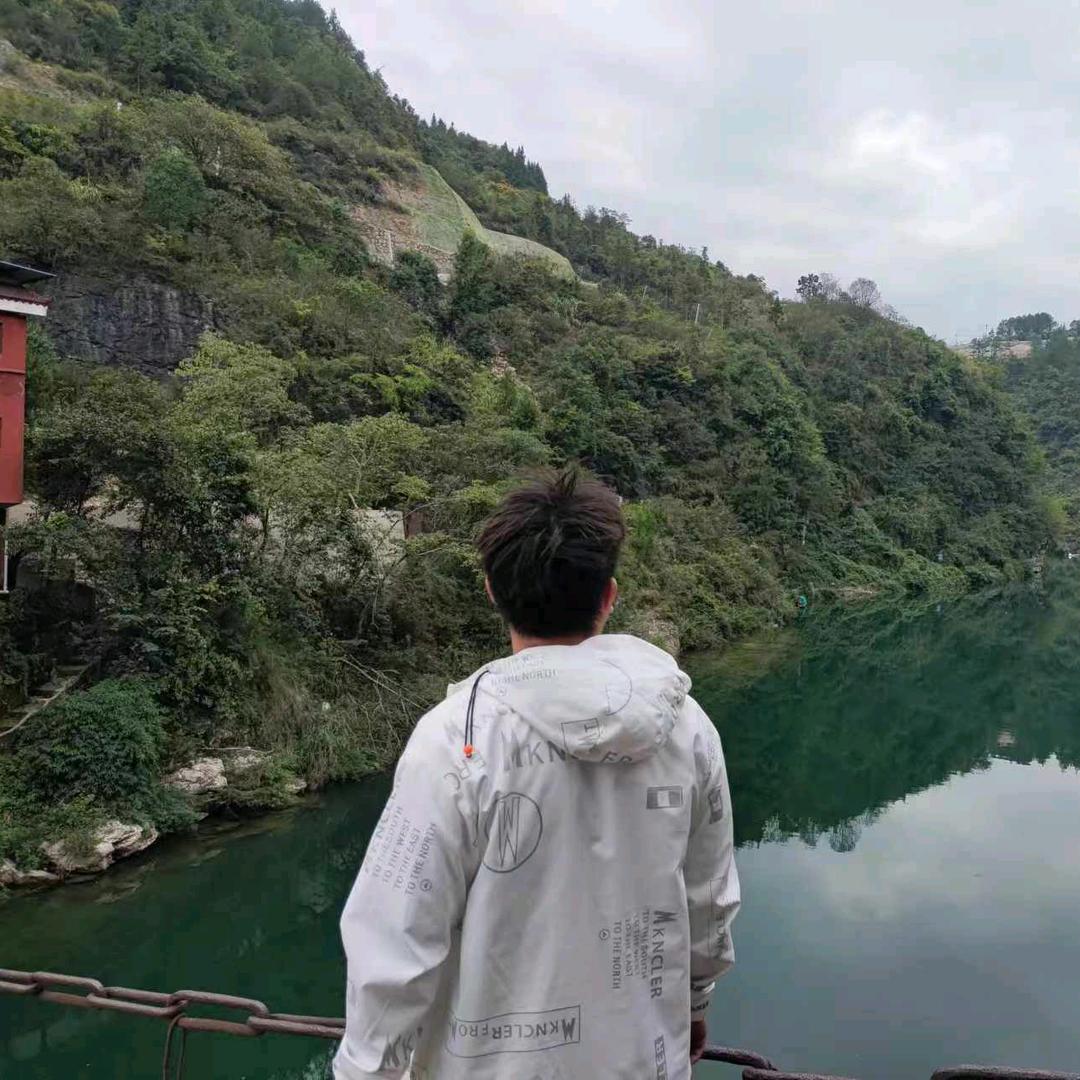 小邓的艾8