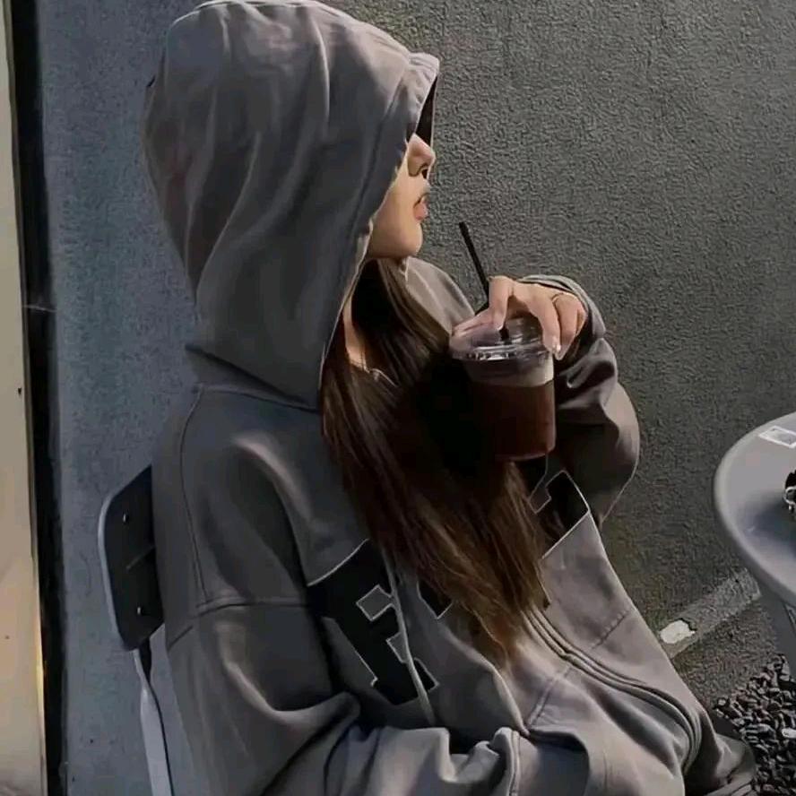 每天٩想暴富۶的小左←