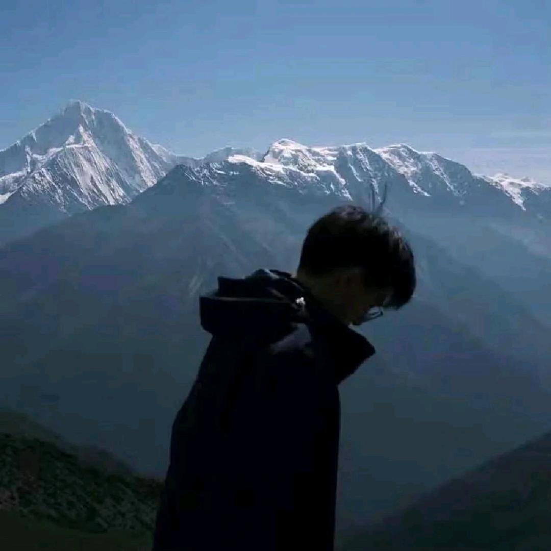三月
