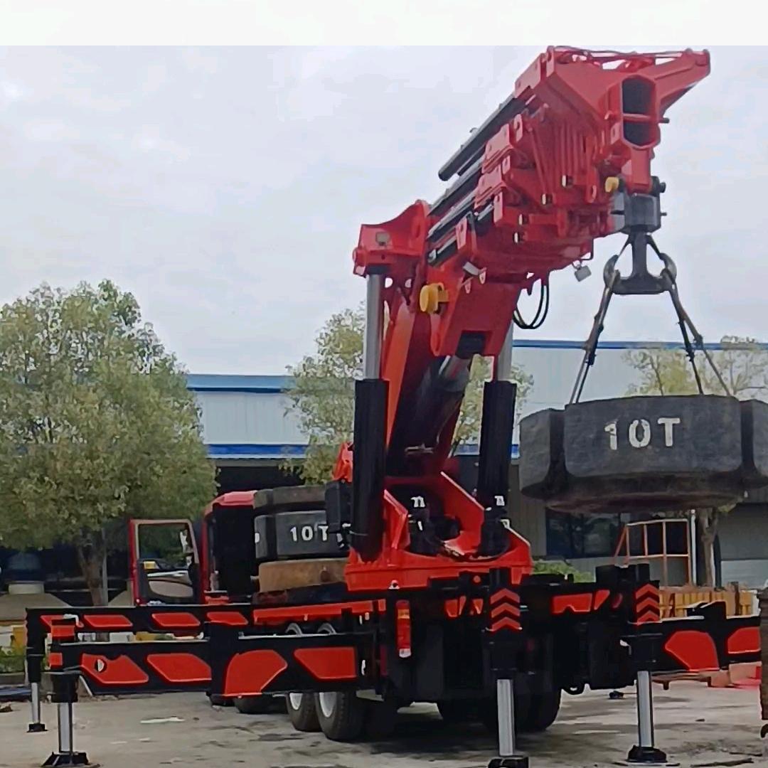 广元市首台折臂吊和叉车