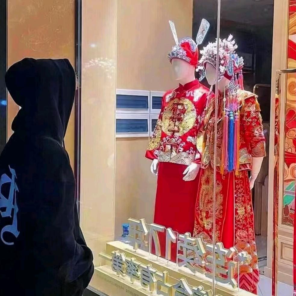 ❦͡ ᥫ郭江江 ོ . ゛➹