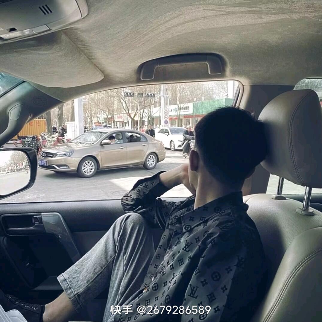蜡毛小新@