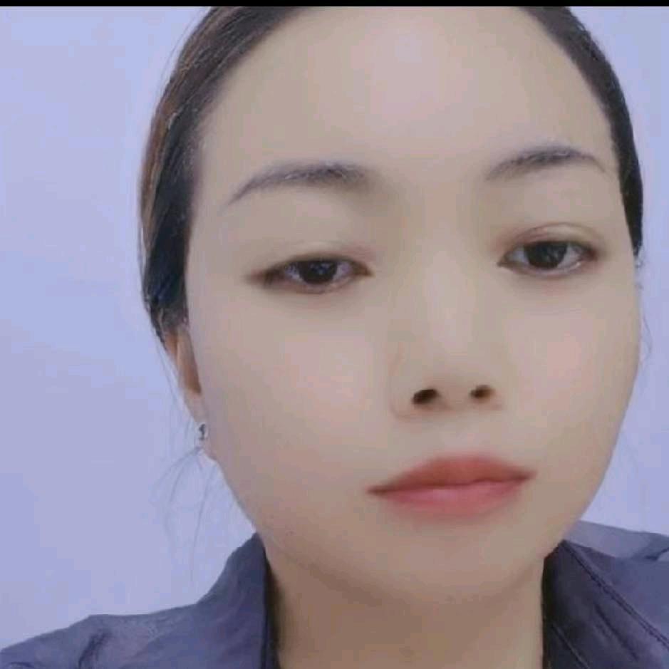 远嫁的姑娘。