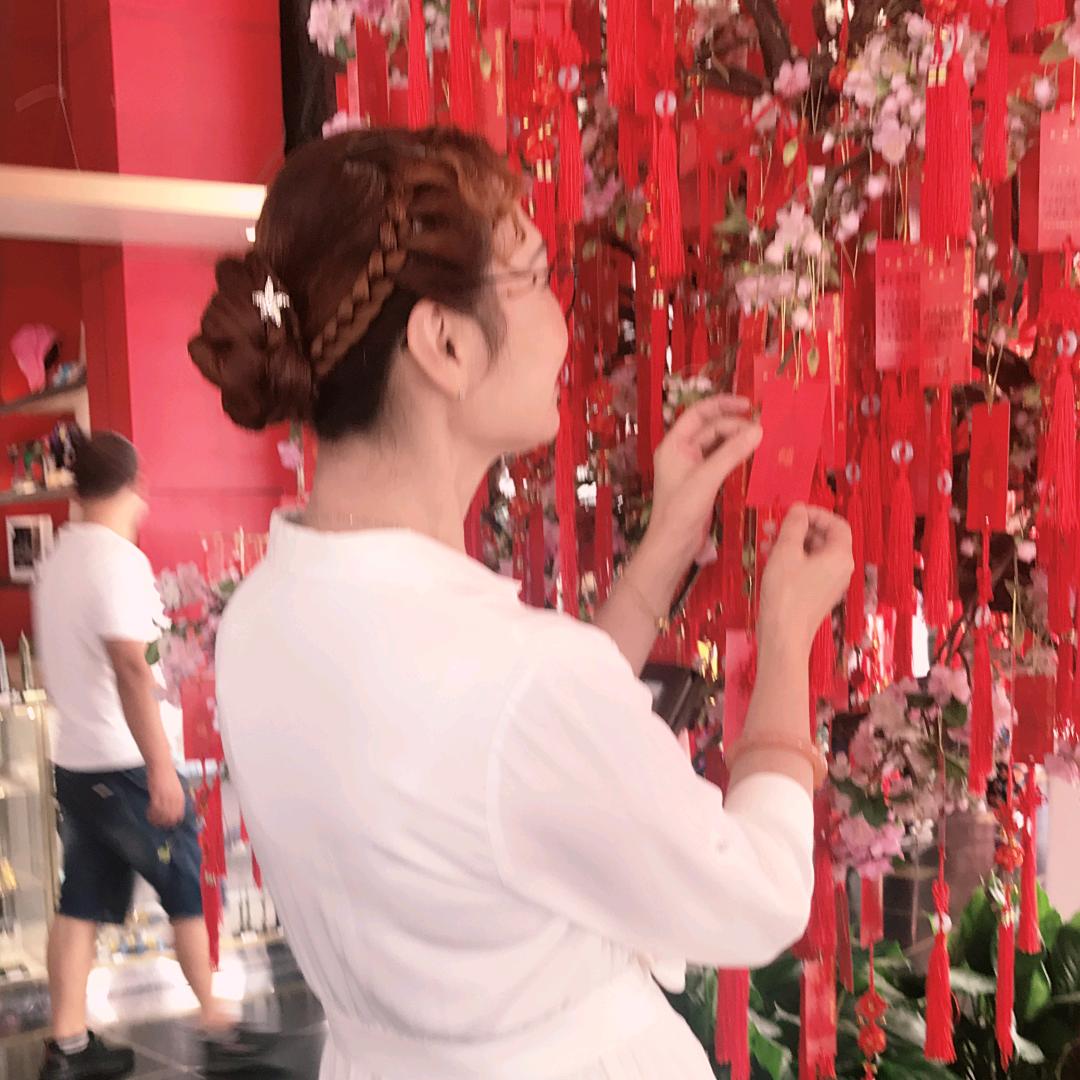 奶咖小鱼儿🐠🌹💃