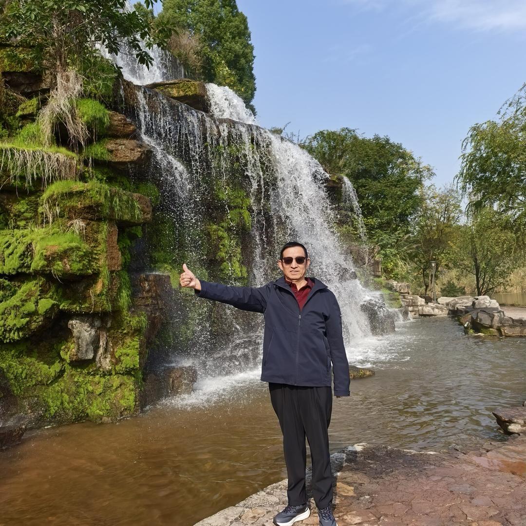 聊笑（手机摄影）