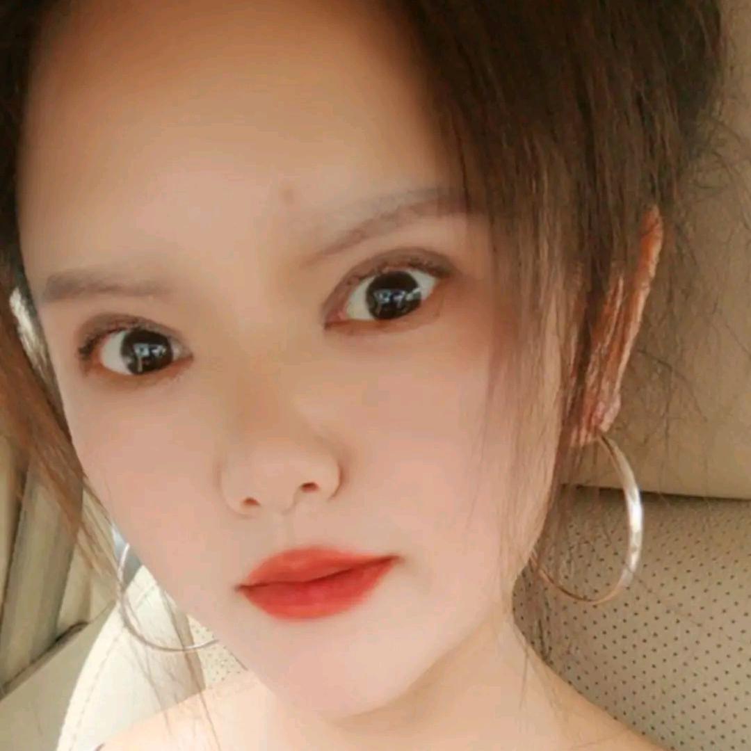 美美😊