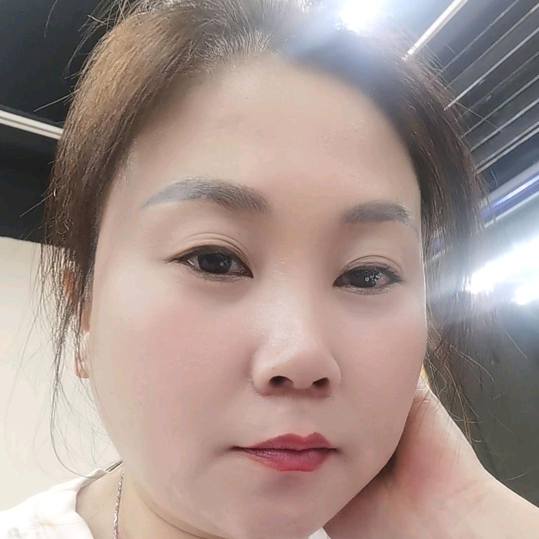 王丽（大饭堂鸡庄）