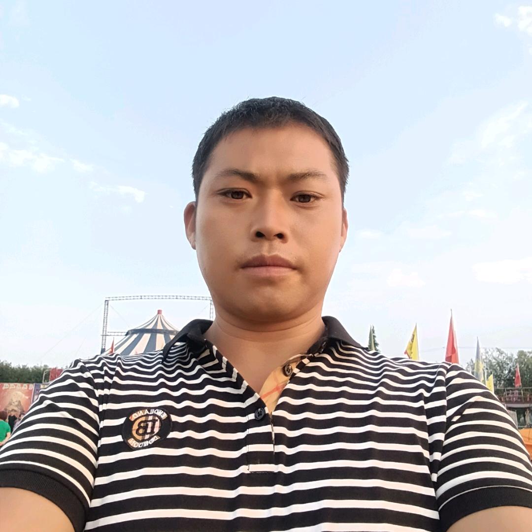 奋斗的青年