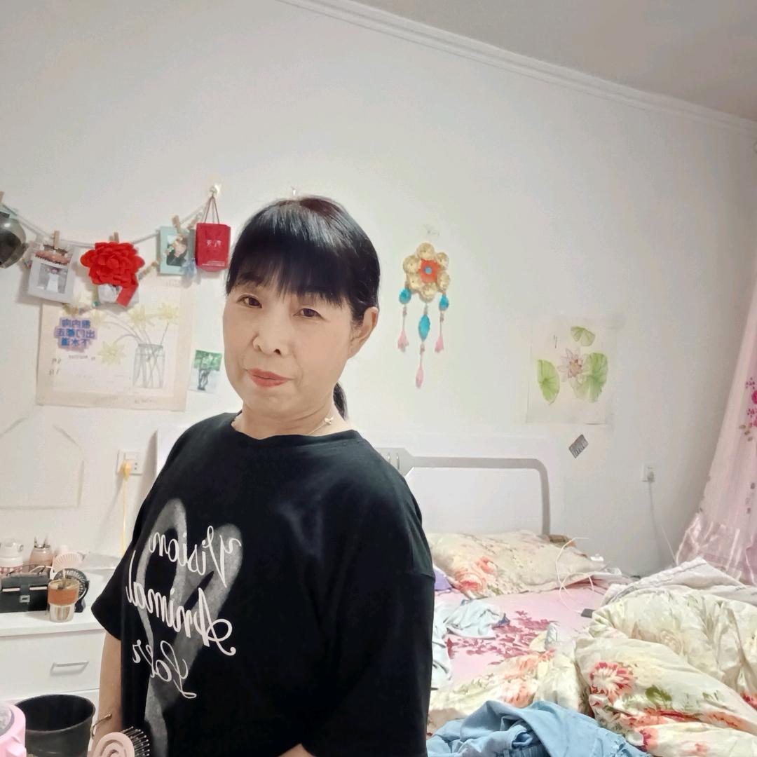 霍好运下午2:33开播