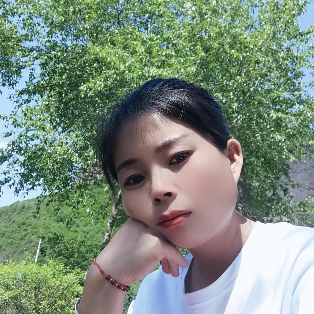 (❁´◡劉`❁)*✲ﾟ*