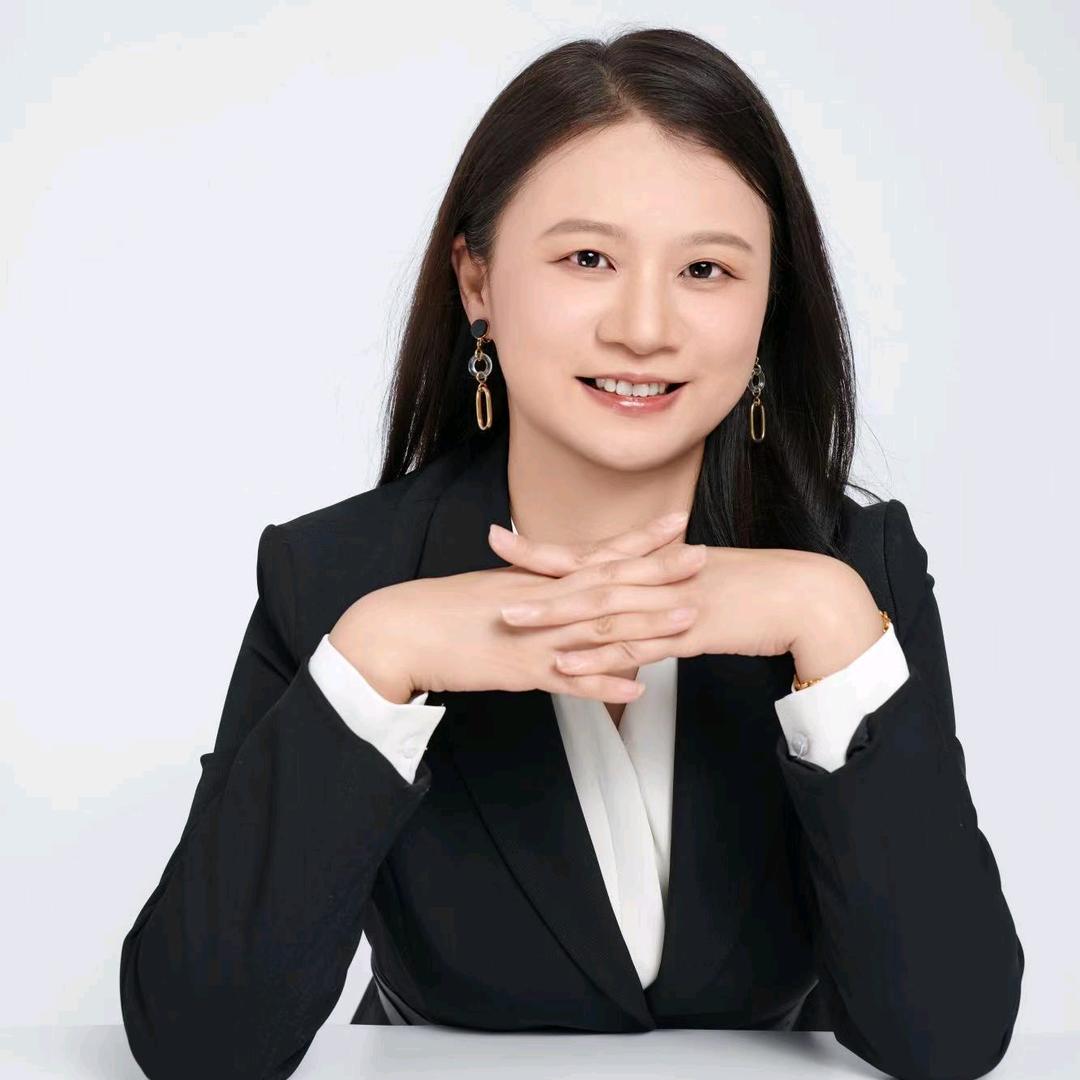 易研人云朵