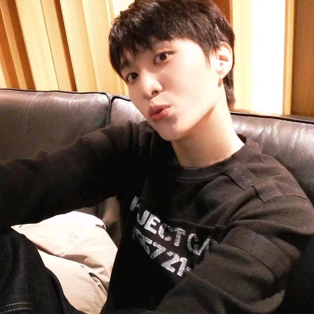 小吴很想无烦恼