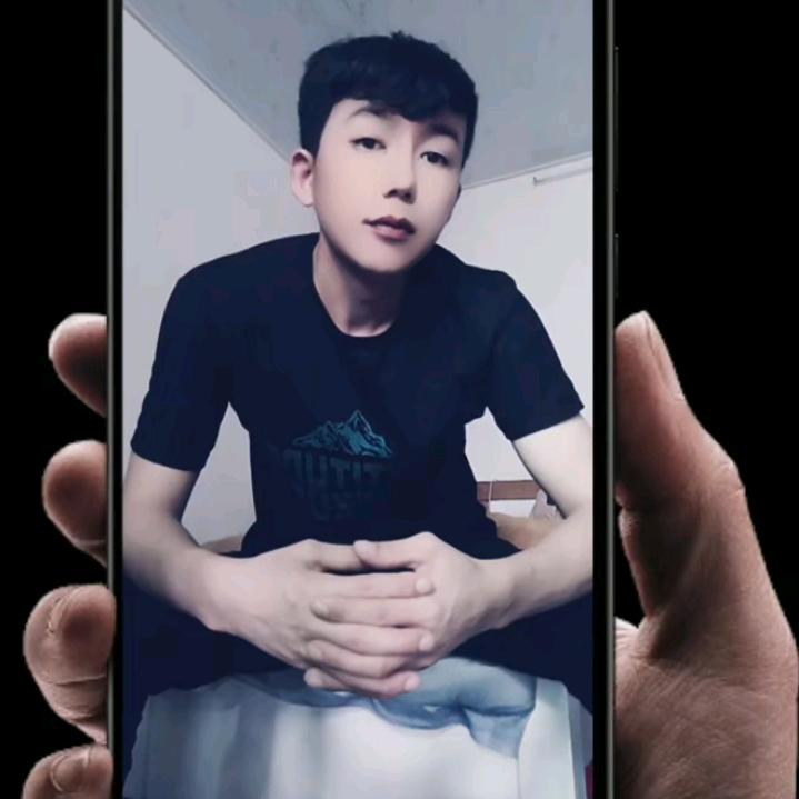 都 会 过 去 的 💕