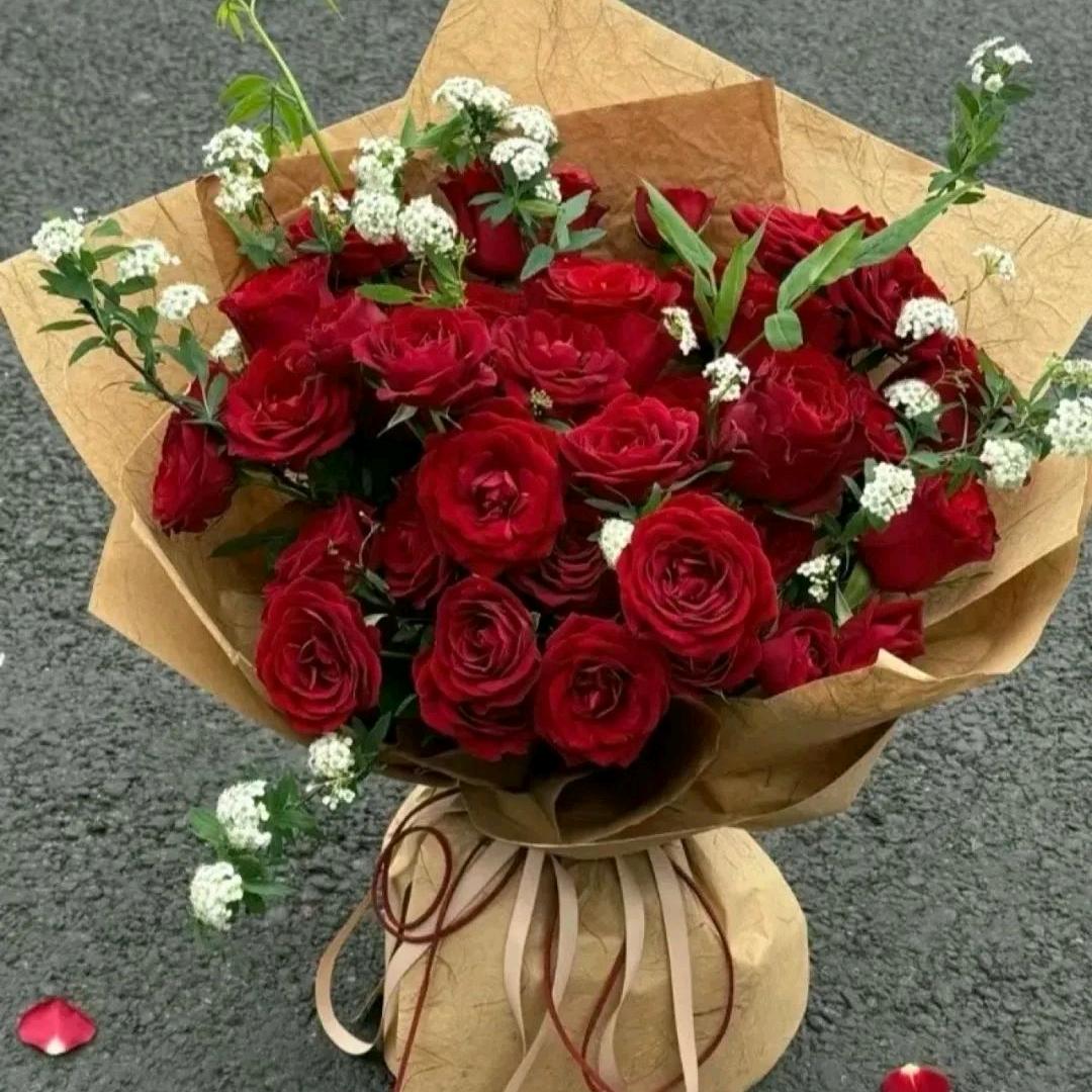 爱你是真的❤🌹❤求你是不可能的。