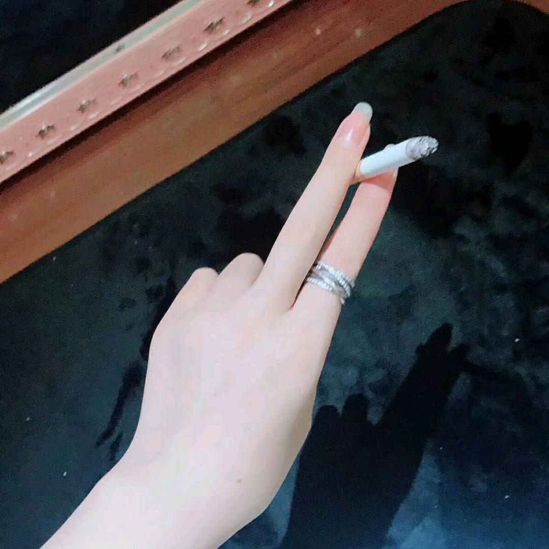 不嘻嘻