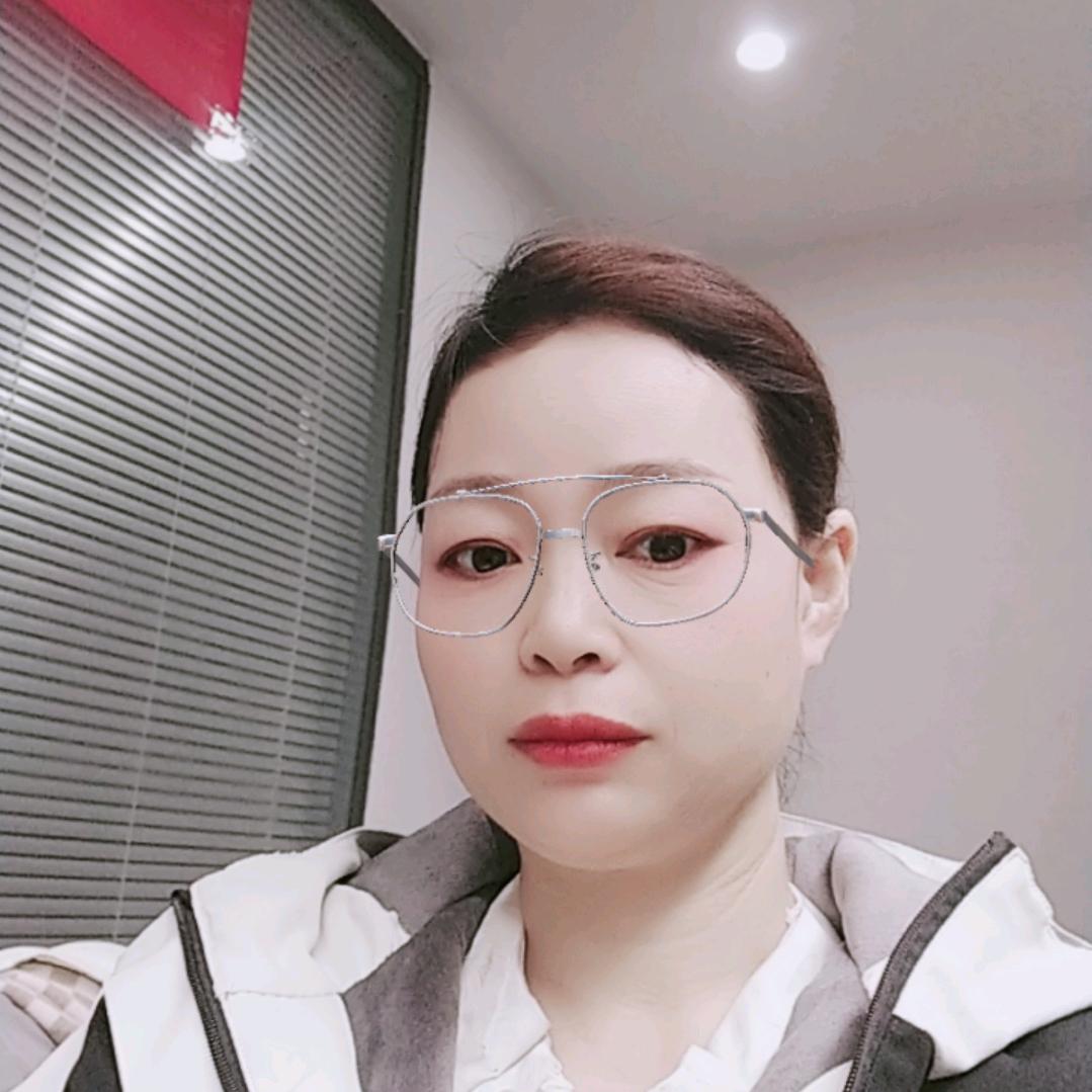 水产养殖人雅婷