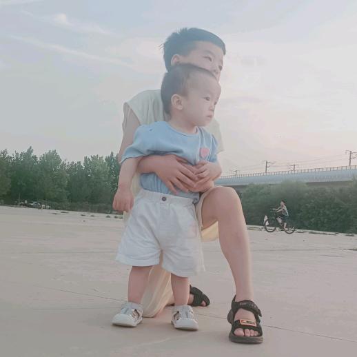 宗博   思妍  👩🏻麻麻