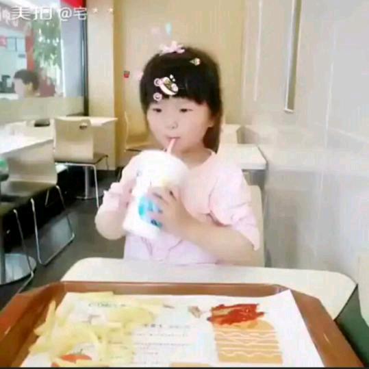 🌺🍃月儿🍃🌺