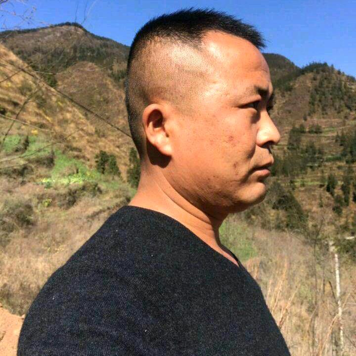 小胡大小挖机出租 🐯
