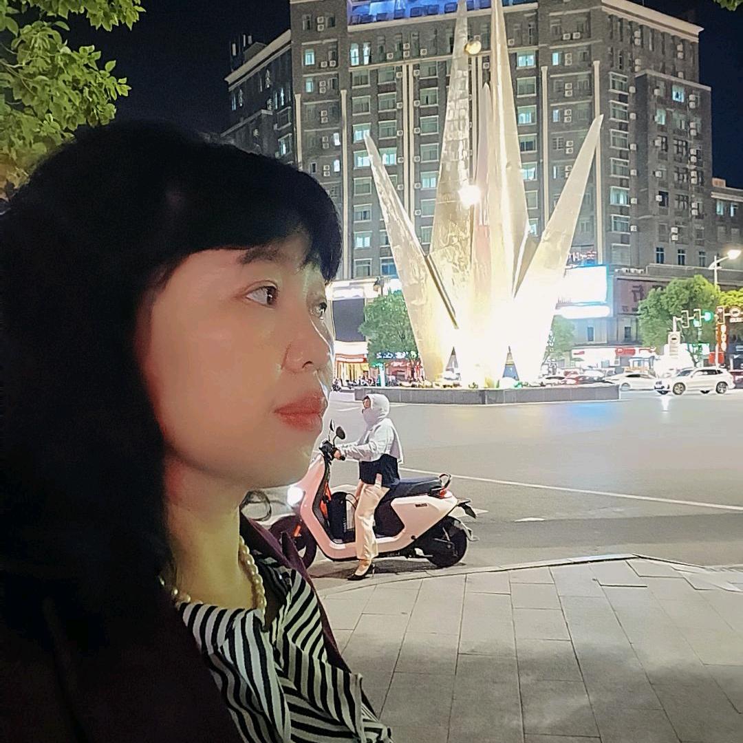 唐利姣