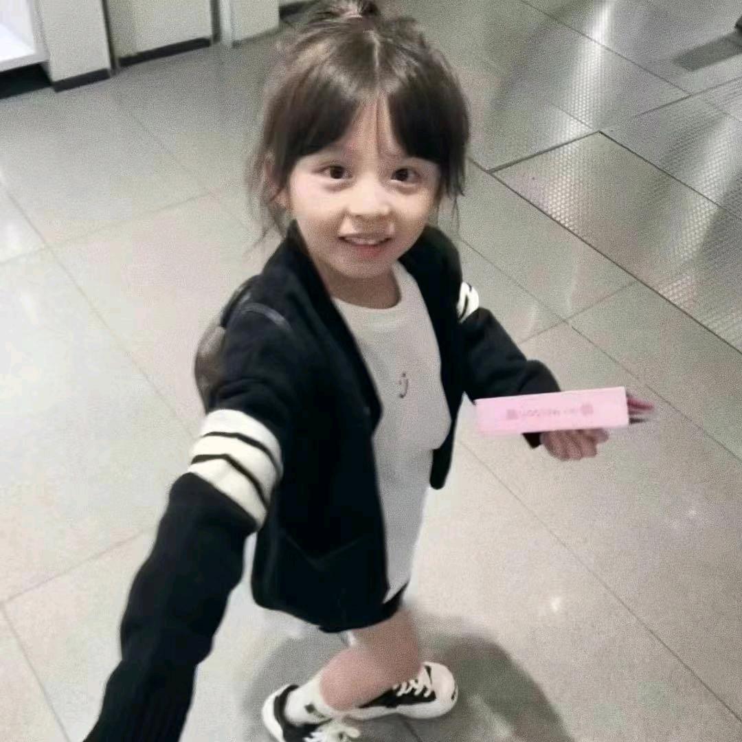 @小Y ㅤ㋛ ㅤ