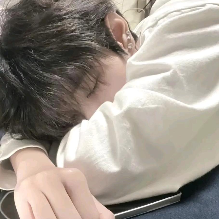 冰柠茶っ ̯ -｡