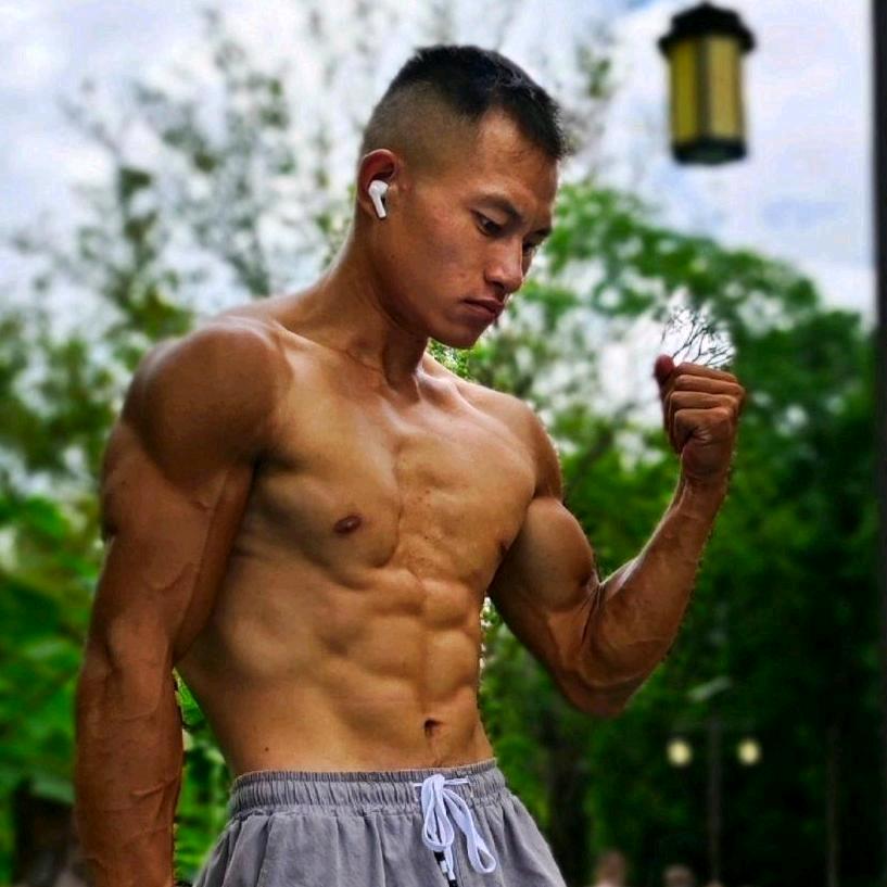 健身张成