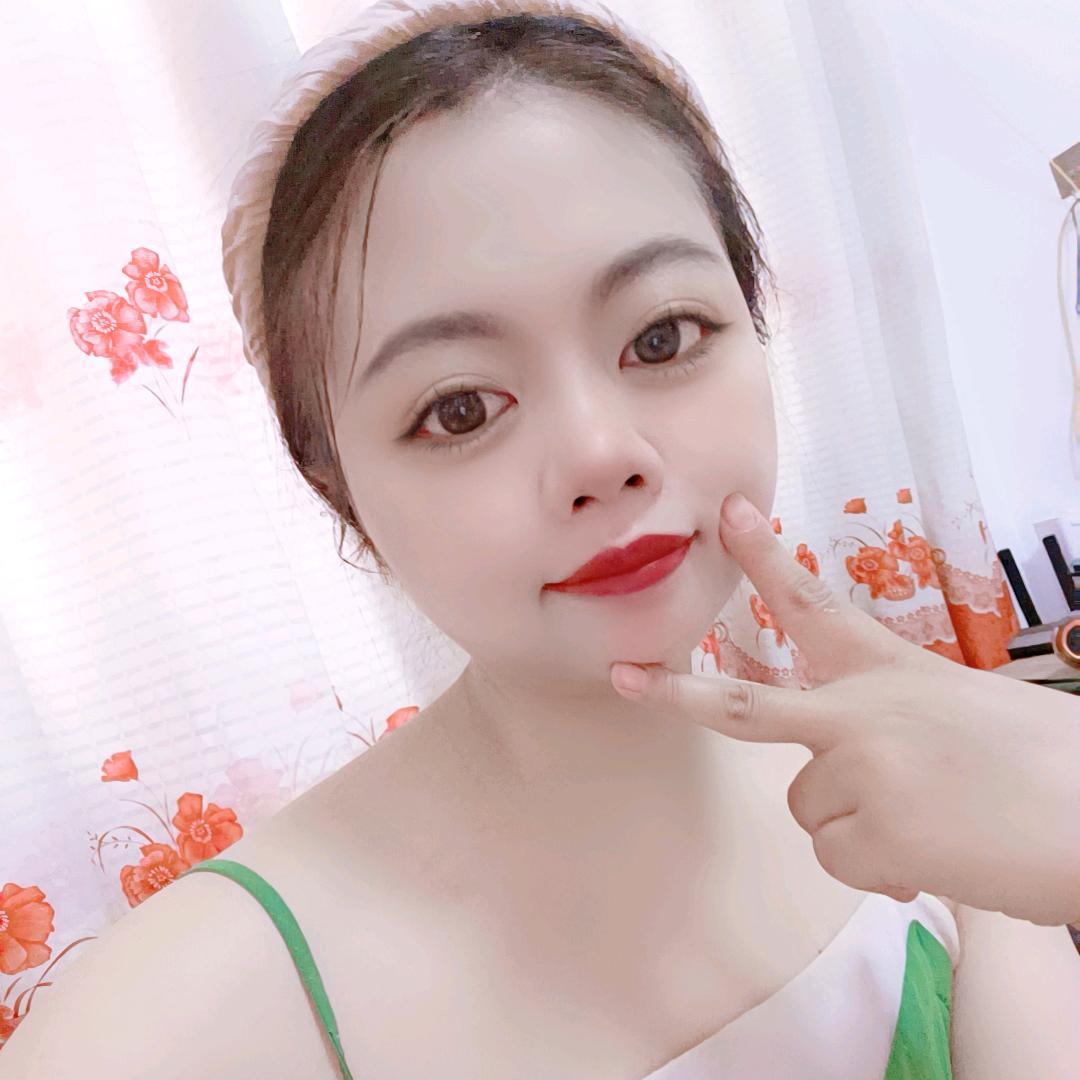 卖冒菜的小姐姐