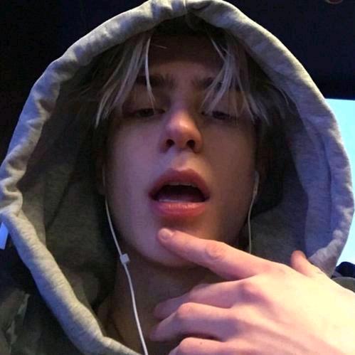 全都精神不正常