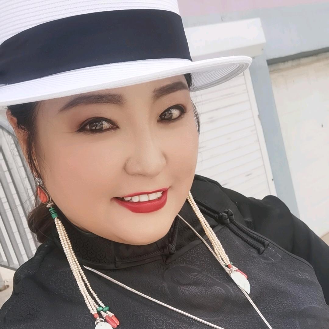 胡兰，