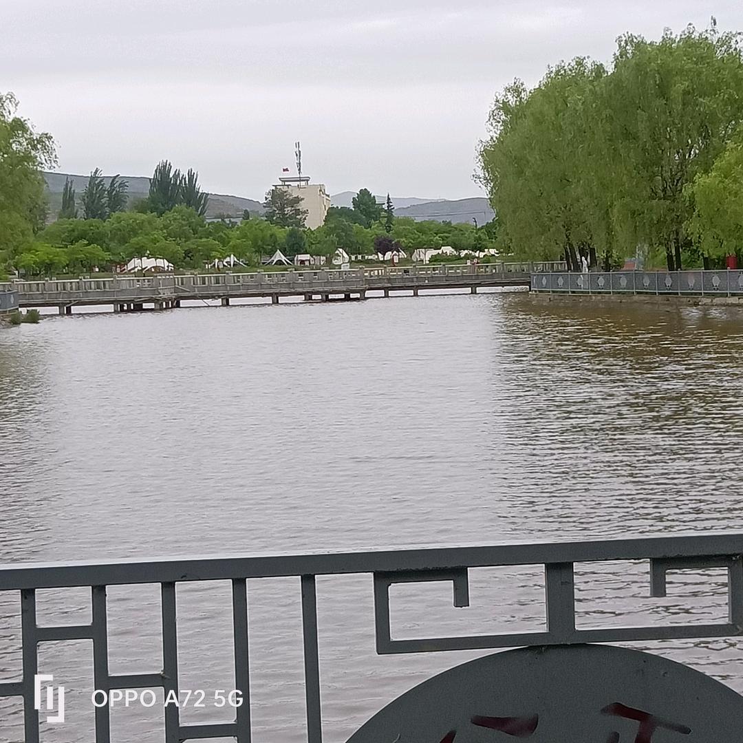 阳光之后风雨多