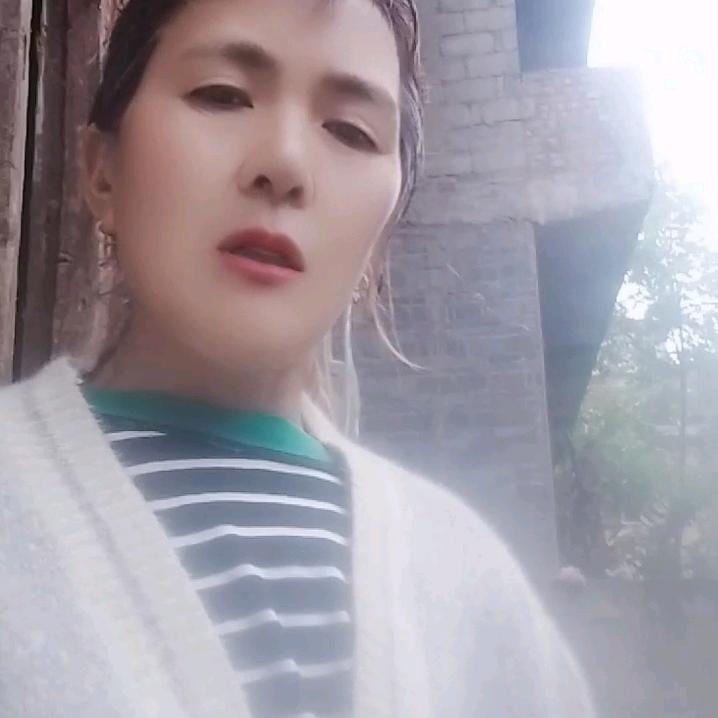 李幺姐学会了坚强坚持一直走下去