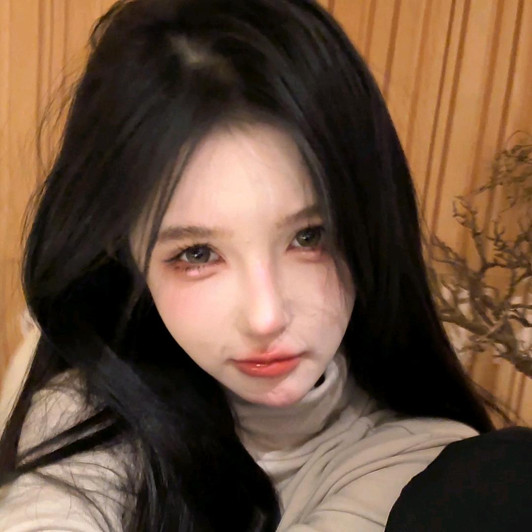 何婧婧🛒直播好物（已授权）