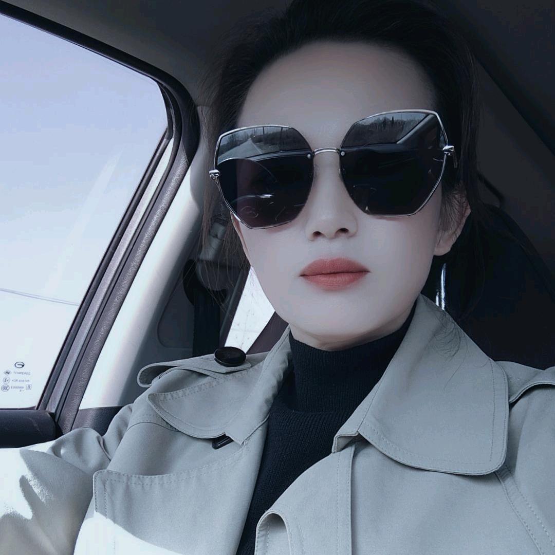 莉莉💋淑女不是姐的范