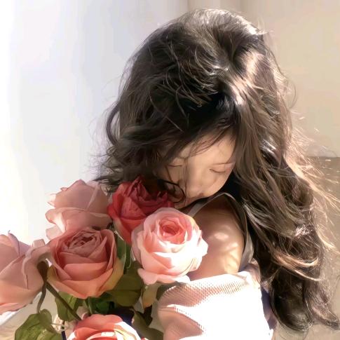 泡芙美妆～