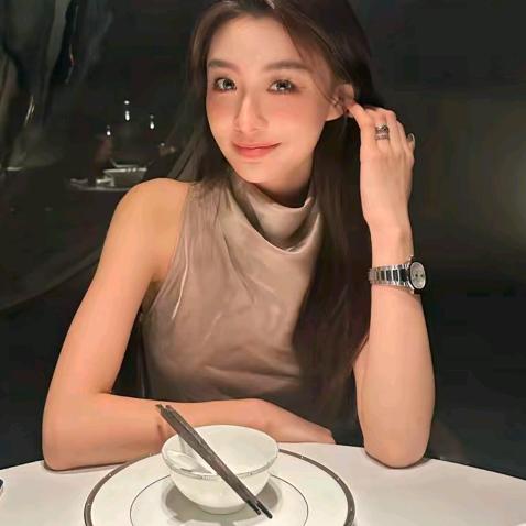 FOREVERCAN小纯（穿搭工作室）