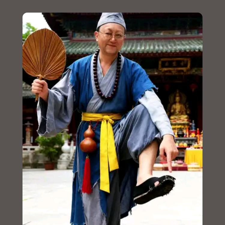 @ℒᎭℯއ臭宝❥⃝f꙳f𐂂