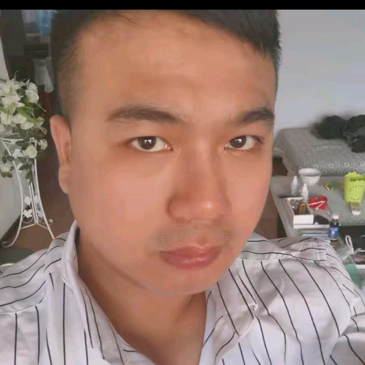 小杰同学（王者变现晚21：00）