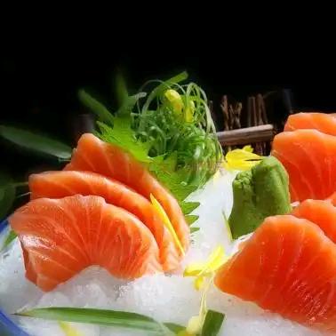 武冈青春里夜市铂森三文鱼