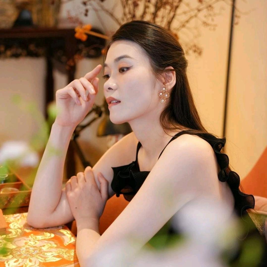 孙雯形体模特